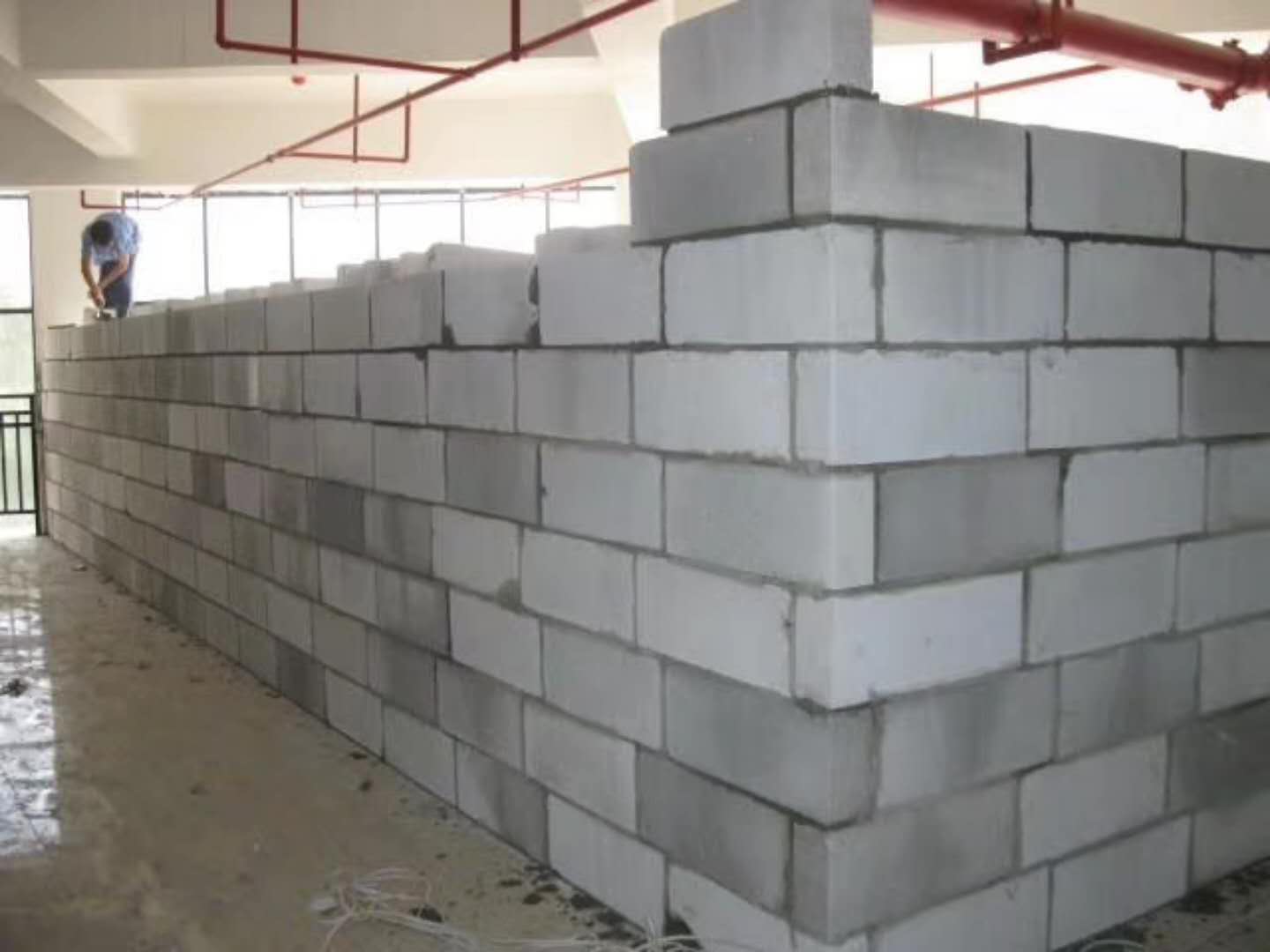永兴蒸压加气混凝土砌块承重墙静力和抗震性能的研究